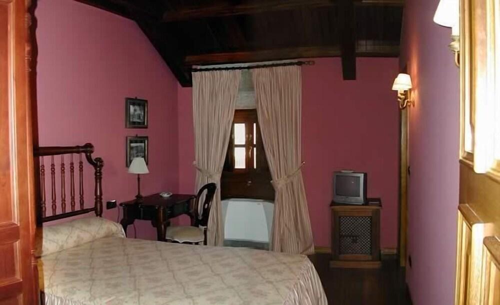 Pazo De Adran Hotel Миядойро Екстериор снимка